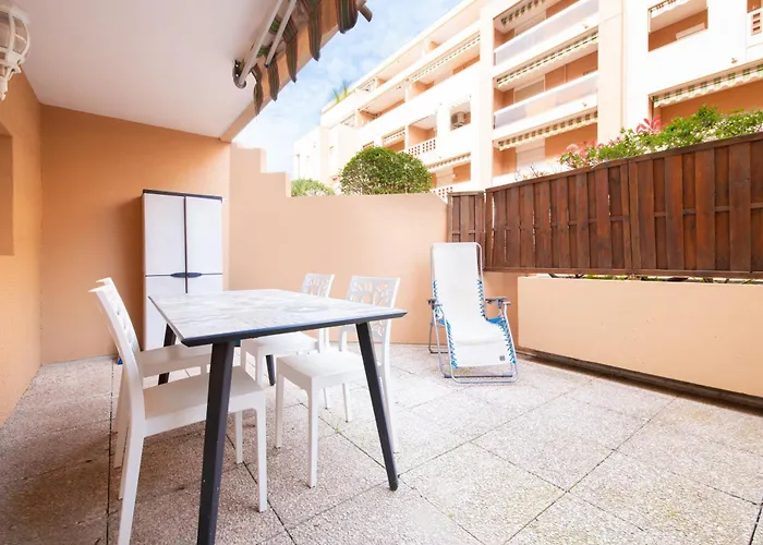 Le Victoria, Centre , Et Parking Gratuit * Sainte-Maxime