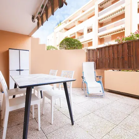 Le Victoria, Centre , Et Parking Gratuit * Sainte-Maxime