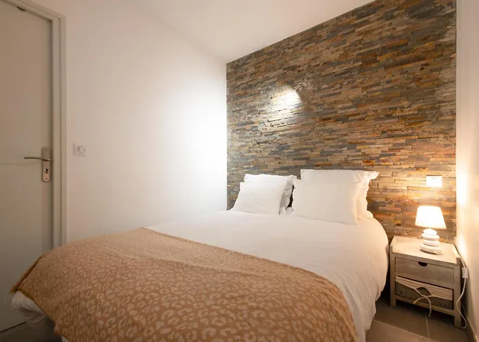 Le Victoria, Centre , Et Parking Gratuit *