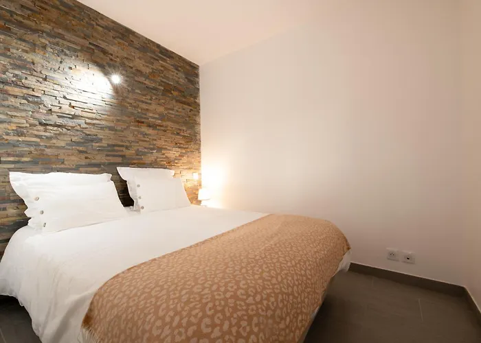 Le Victoria, Centre , Et Parking Gratuit Sainte-Maxime